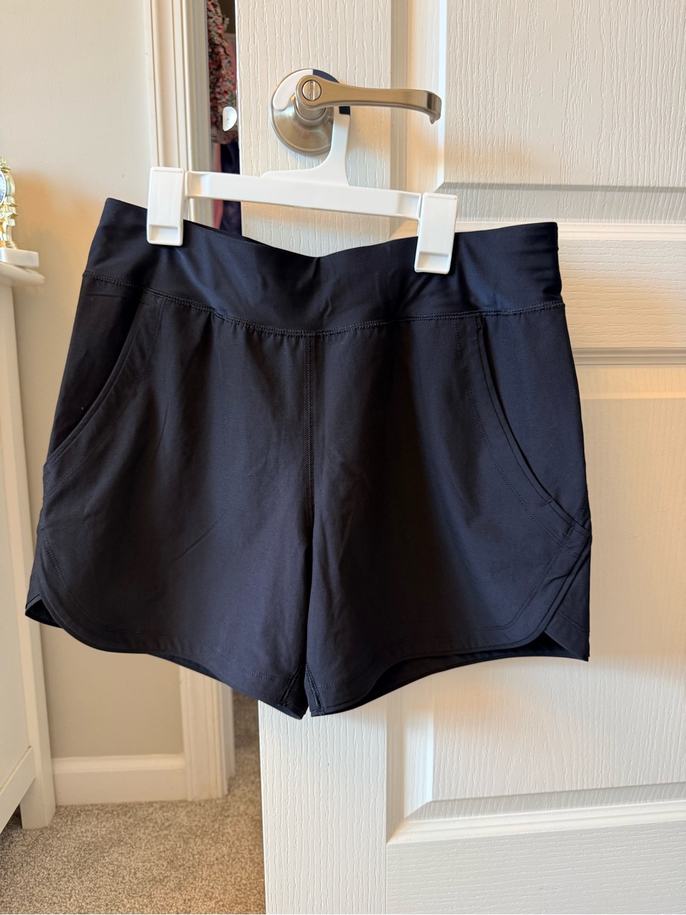 Lands' End Black Athletic Shorts/Swim with Side Pockets